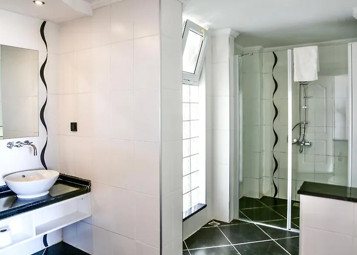 호텔 Tropical Suits 올루데니스