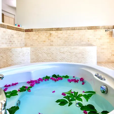 Tropical Suits Hotel Ölüdeniz