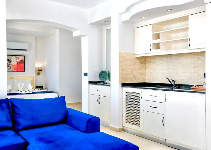 Ξενοδοχείο Tropical Suits *