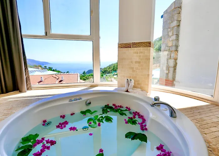 Tropical Suits * Ölüdeniz