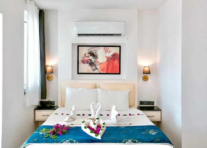 Hotel Tropical Suits